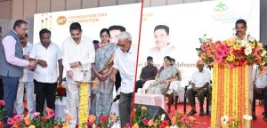 Odisha Guv Inaugurates STEM, Aeromodelling And AI Labs In Baragada